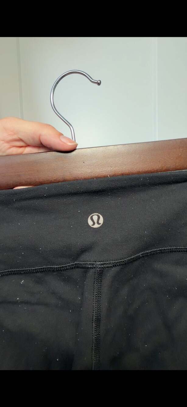 Lululemon Black Athletic Yoga Leggings_A100 - Picture 5 of 6
